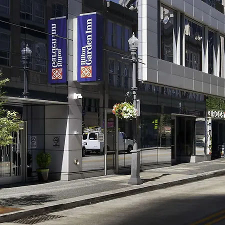 Hilton Garden Inn Pittsburgh Downtown