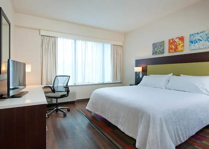 Hotel Hilton Garden Downtown 3*